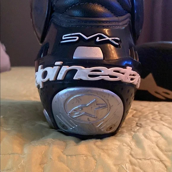 Alpinestars Black Motorcycle Boots - Picture 12 of 15